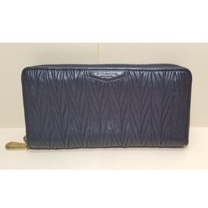 EUC Coach Madison Gathered Leather Wallet-purple